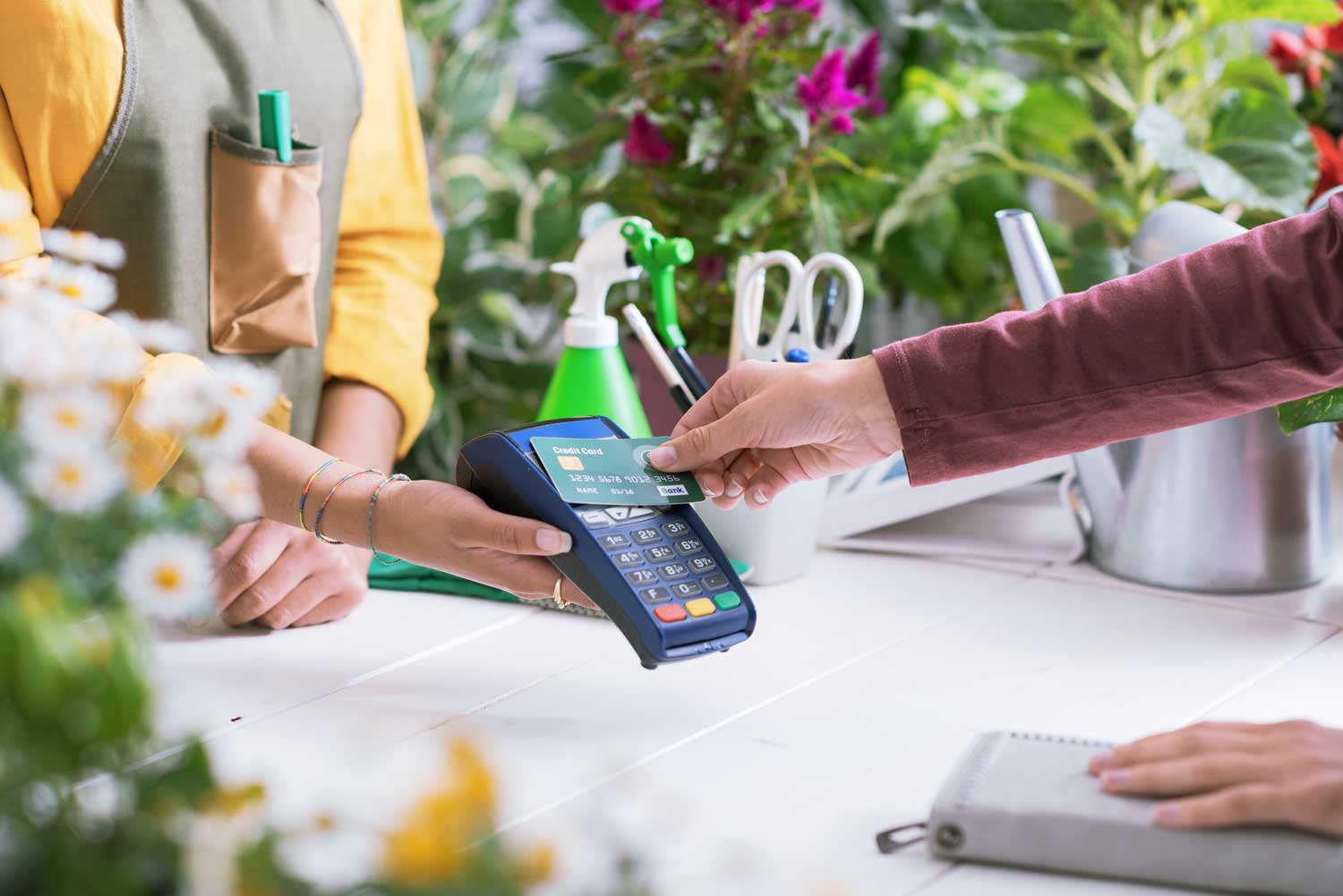 customer-paying-with-a-credit-card-2025-01-09-01-42-20-utc